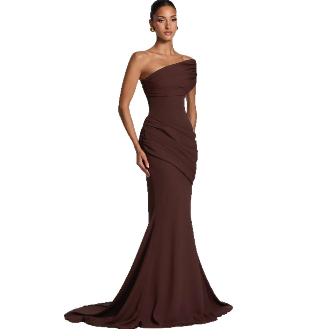 Damen Elegantes, schulterfreies Abendkleid mit raffinierten Drapierungen und fließendem Schnitt R&B