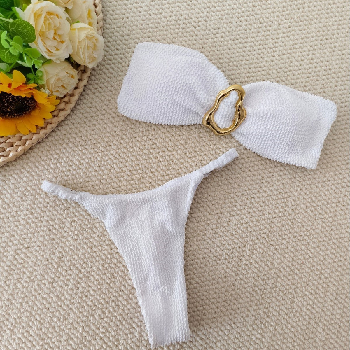 Damen Bandeau-Bikini mit elegantem Schmuckdetail R&B