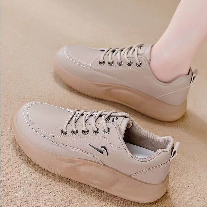 Damen Sportliche Sneakers mit bequemer Gummisohle und klassischem Design R&B