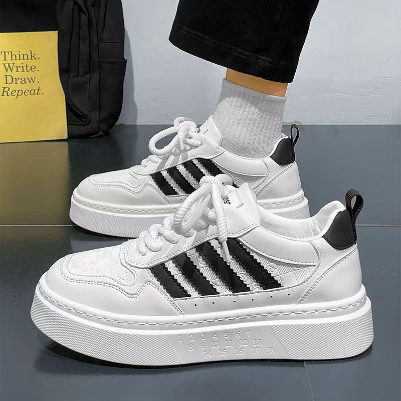 Damen Freizeit Sneakers mit dämpfender Sohle und atmungsaktiver Obermaterialkombination