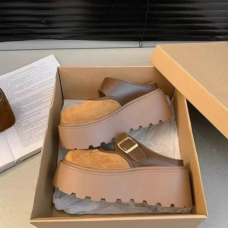 Damen Plateau Clogs mit modischem Schnallen-Design und wärmendem Innenfutter