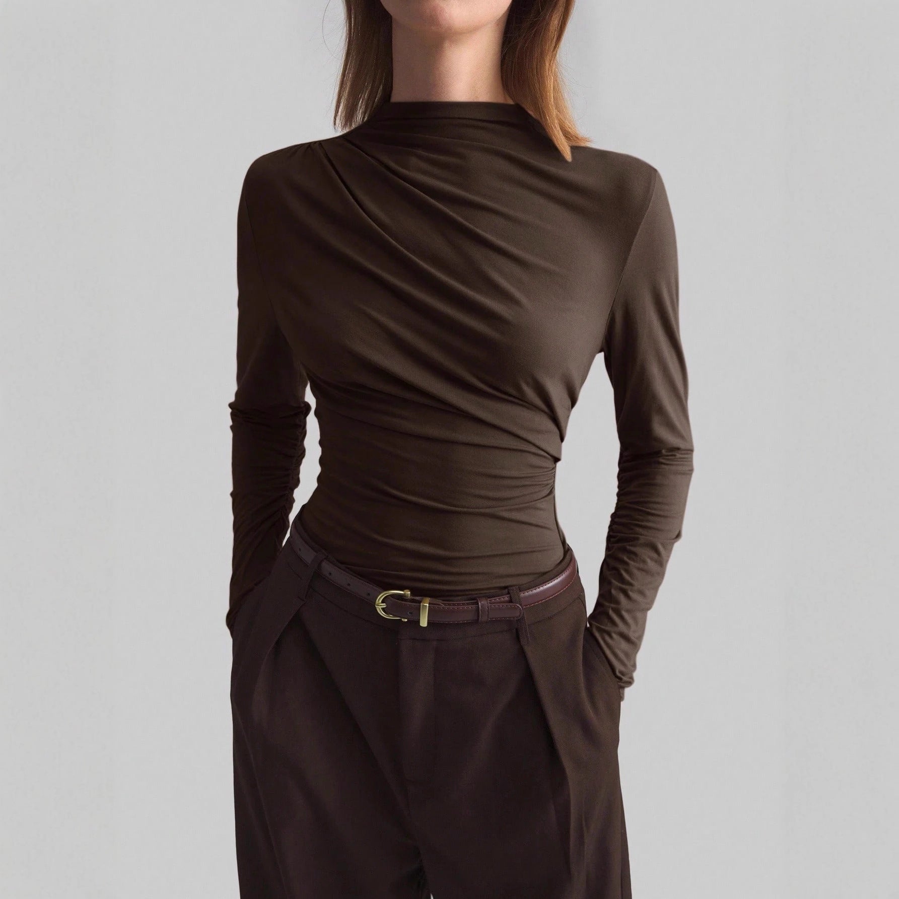 Damen nan schmal geschnittenes Langarmshirt mit asymmetrischer Drapierung und seitlicher Raffung R&B