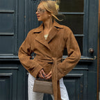 Damen Modische Wildleder-Trenchjacke mit schickem Gürtel