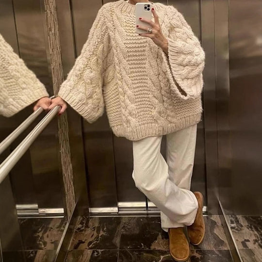 Damen Grobstrickpullover mit oversized Schnitt und kunstvollem Zopfmuster R&B