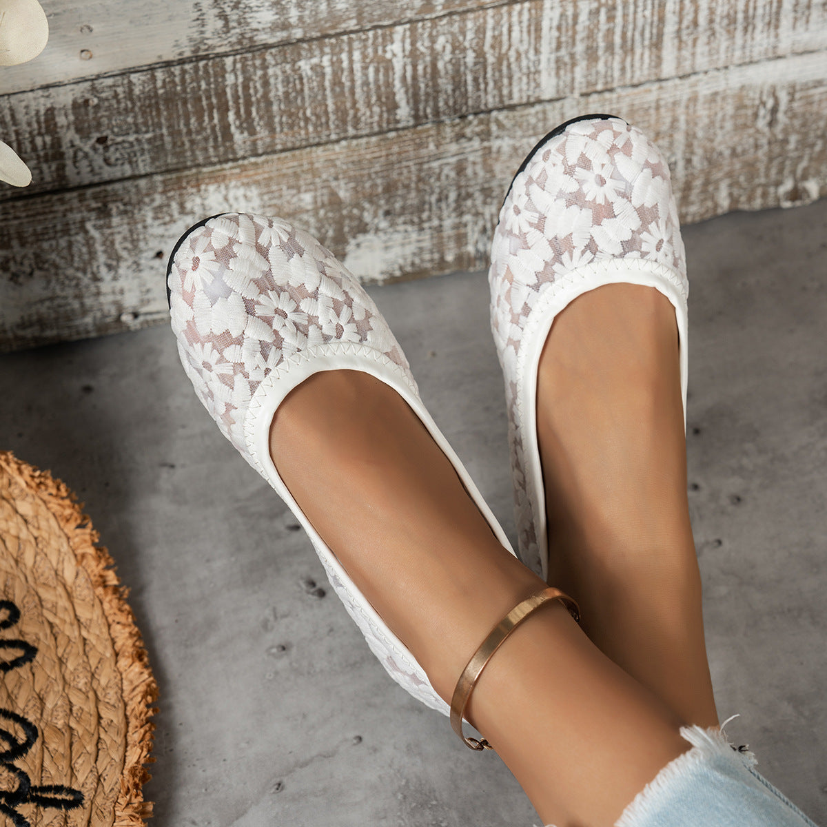 Damen Ballerinas mit zartem Häkelmuster und bequemem Fußbett R&B