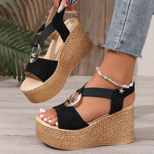 Damen nan Plateausandalette im Retrostil mit Jute-Optik, dekorativem Metallornament und elastischem Fersenriemen R&B