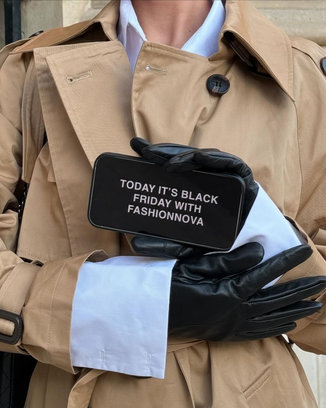 Damen stilvolle Trenchcoat mit praktischen Taschen und Gürtel R&B