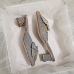 Damen elegante Mules mit besonderem Schmuckdetail
