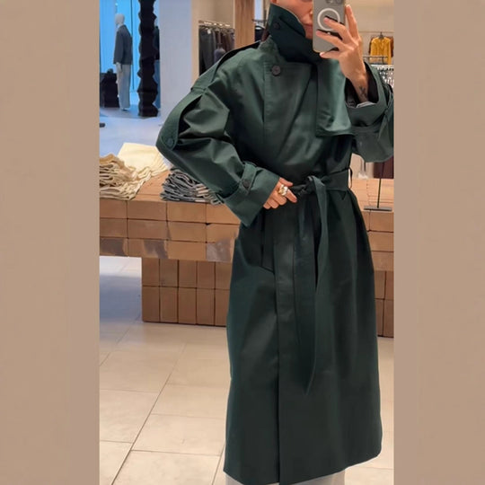 Damen Trenchcoat mit modernen Details und breitem Revers R&B
