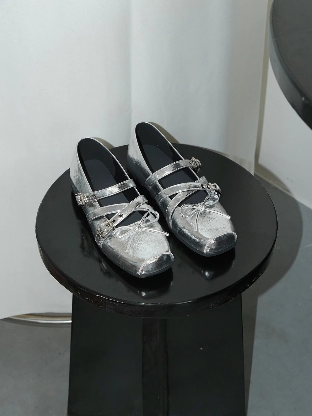 Damen Mokassins mit verstellbarem Riemen und eleganter Schnallenverzierung R&B