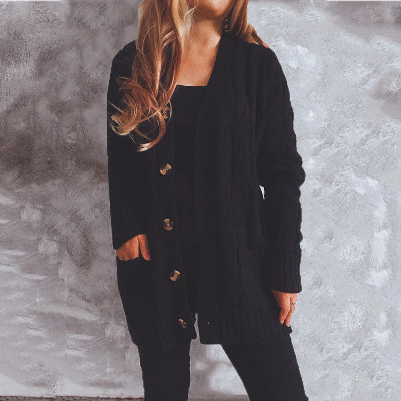 Damen Grobstrickjacke mit eleganten Knopfdetails und lässigem Schnitt R&B