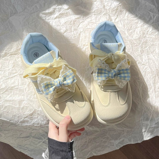 Damen Verspielte Sneakers mit innovativem Schleifendetail und atmungsaktiver Konstruktion R&B