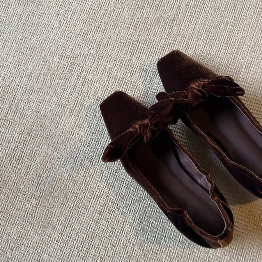 Damen Ballerina-Schuhe mit sanften Rüschen und eleganter Schleifenverzierung