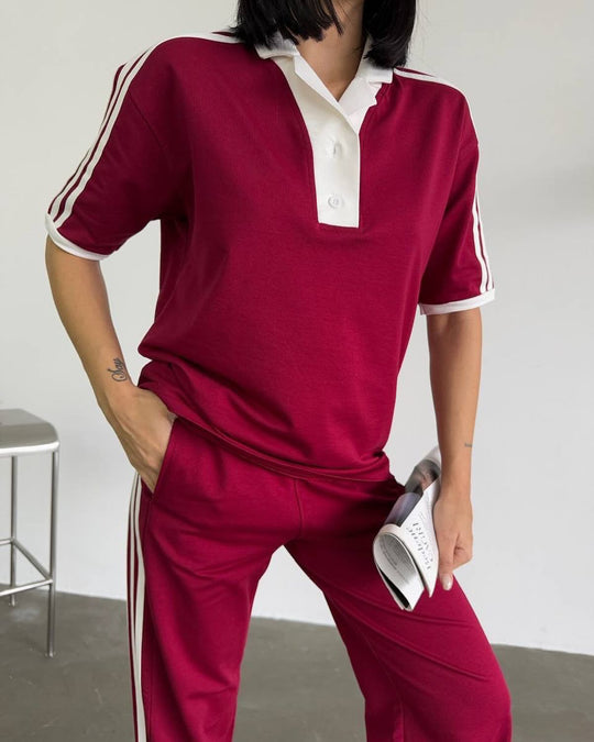 Damen sportliches Polo-Set mit kurzen Ärmeln und seitlichen Streifen R&B