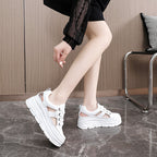 Damen Plateau Sneakers mit modischem Akzent und rutschfester Sohle R&B