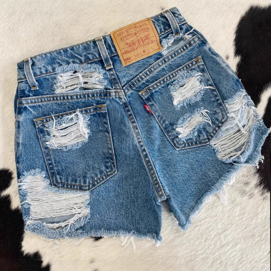 Damen Destroyed Denim Shorts R&B