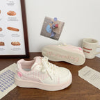 Damen Sneakers mit verspielten Karomustern und dämpfender Sohle