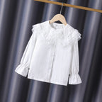 Mädchen Bluse mit voluminösem Rüschenkragen und feinen Stickereien R&B