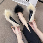 Damen elegante Pumps mit dekorativem Flausche-Akzent