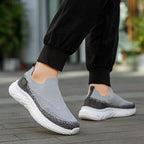 Damen Sneakers mit flexiblem Strickoberteil und rutschfester Laufsohle