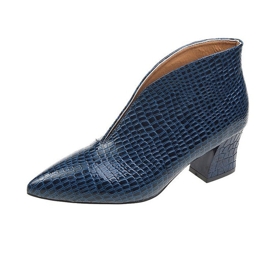 Damen elegante Stiefeletten mit spitz zulaufendem Design und glänzender Krokodilprägung R&B