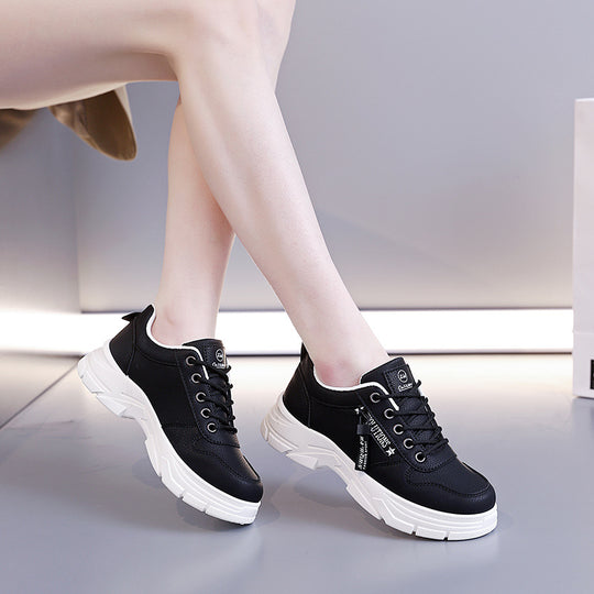 Damen Sportliche Sneakers mit stabiler Sohle und atmungsaktiver Innenpolsterung R&B