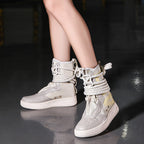 Damen High-Top Sneakers mit innovativem Schnürsystem und atmungsaktiver Netzstruktur R&B