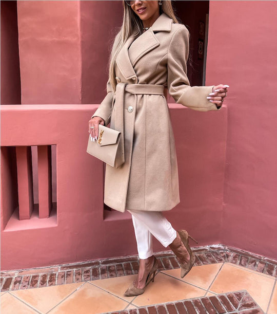 Damen Eleganter Trenchcoat mit tailliertem Schnitt und praktischen Taschen R&B