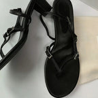 Damen Sandalen mit eleganten Riemen und modischem Absatz R&B