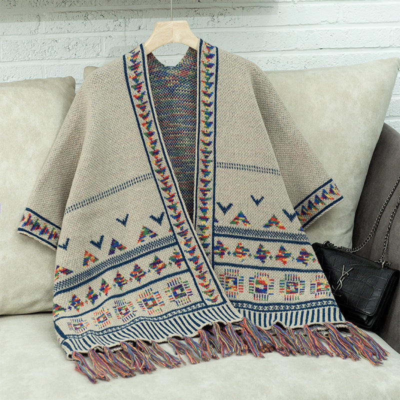 Damen stilvolle Poncho mit buntem Ethnomuster