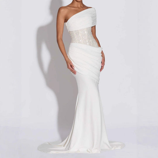 Damen Elegantes und figurbetontes Abendkleid mit asymmetrischem Ausschnitt R&B