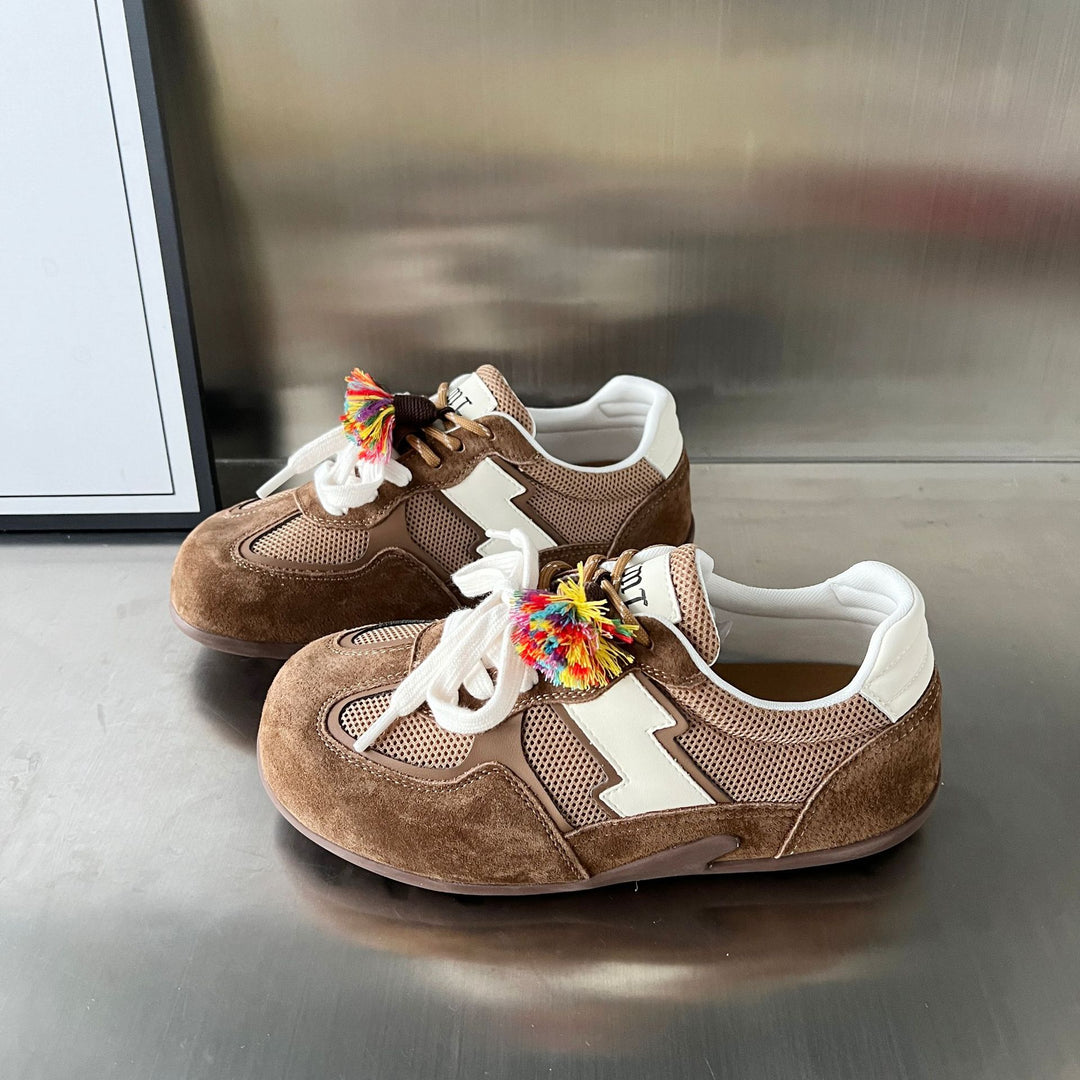 Damen Sportliche Sneaker mit atmungsaktiver Mesh-Oberfläche und buntem Quasten-Detail R&B