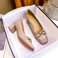 Damen Komfortable Blockabsatz-Pumps mit elegantem Riemendetail
