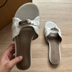 Damen Komfortable Slipper mit Glanzdetails R&B