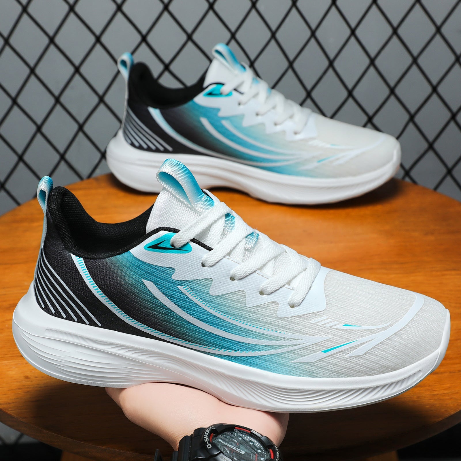 Damen Sportliche Laufschuhe mit atmungsaktivem Mesh-Obermaterial und dämpfender Sohle R&B