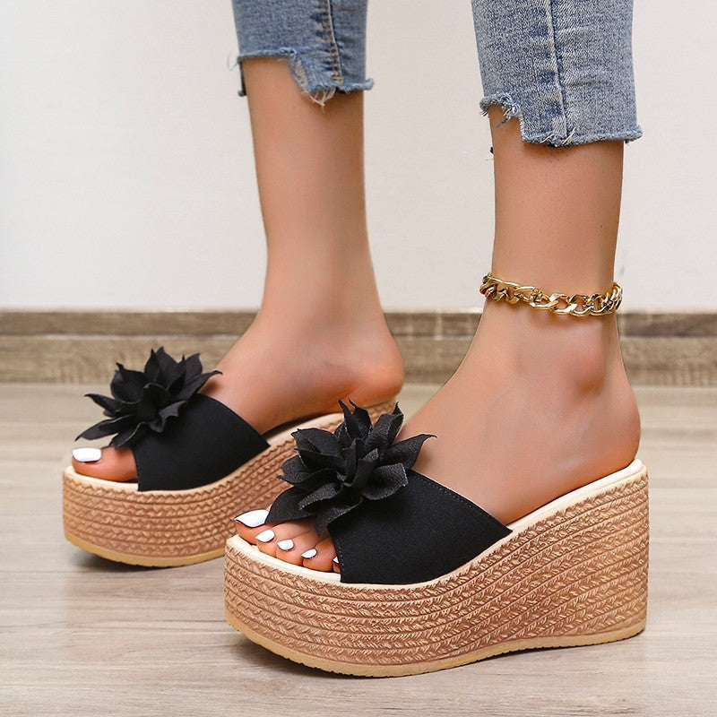 Damen Plateausandalen mit floralem Dekor und rutschfester Sohle R&B