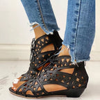 Damen Kunstleder-Sandalen mit Cut-Out-Design und Schnürung R&B