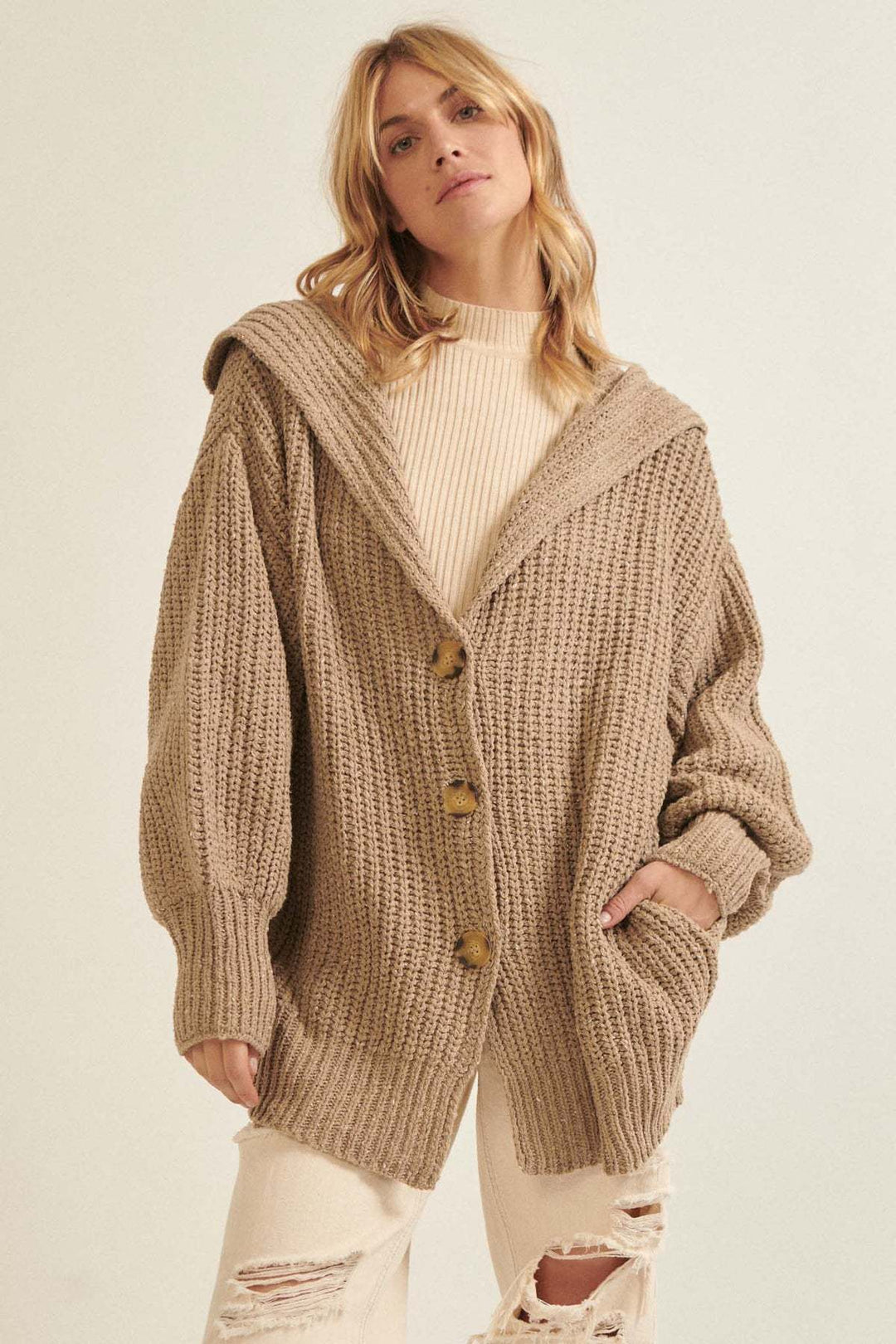 Damen Strickjacke mit eleganter Knopfakzentuierung und lässigem Schnitt R&B