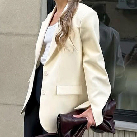 Damen Oversized Blazerjacke mit doppelter Knopfleiste und eleganten Details R&B