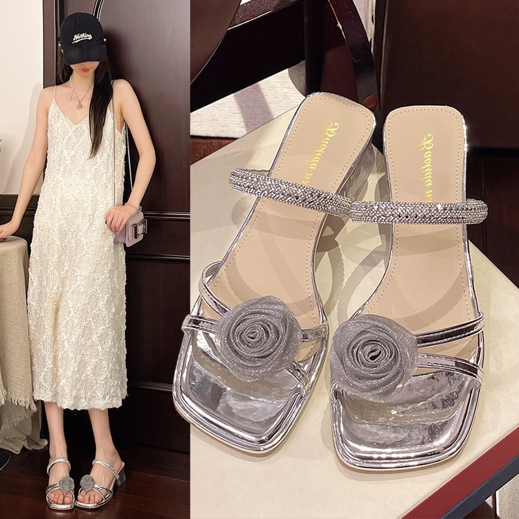 Damen elegante Sandalen mit transparentem Blockabsatz und floralem Schmuck