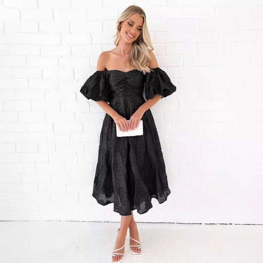 Damen Robe mit schulterfreiem Design und eleganten Puffärmeln R&B