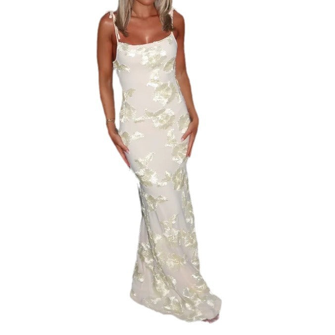 Damen Elegantes Blumenstickkleid mit trägerloser Silhouette R&B