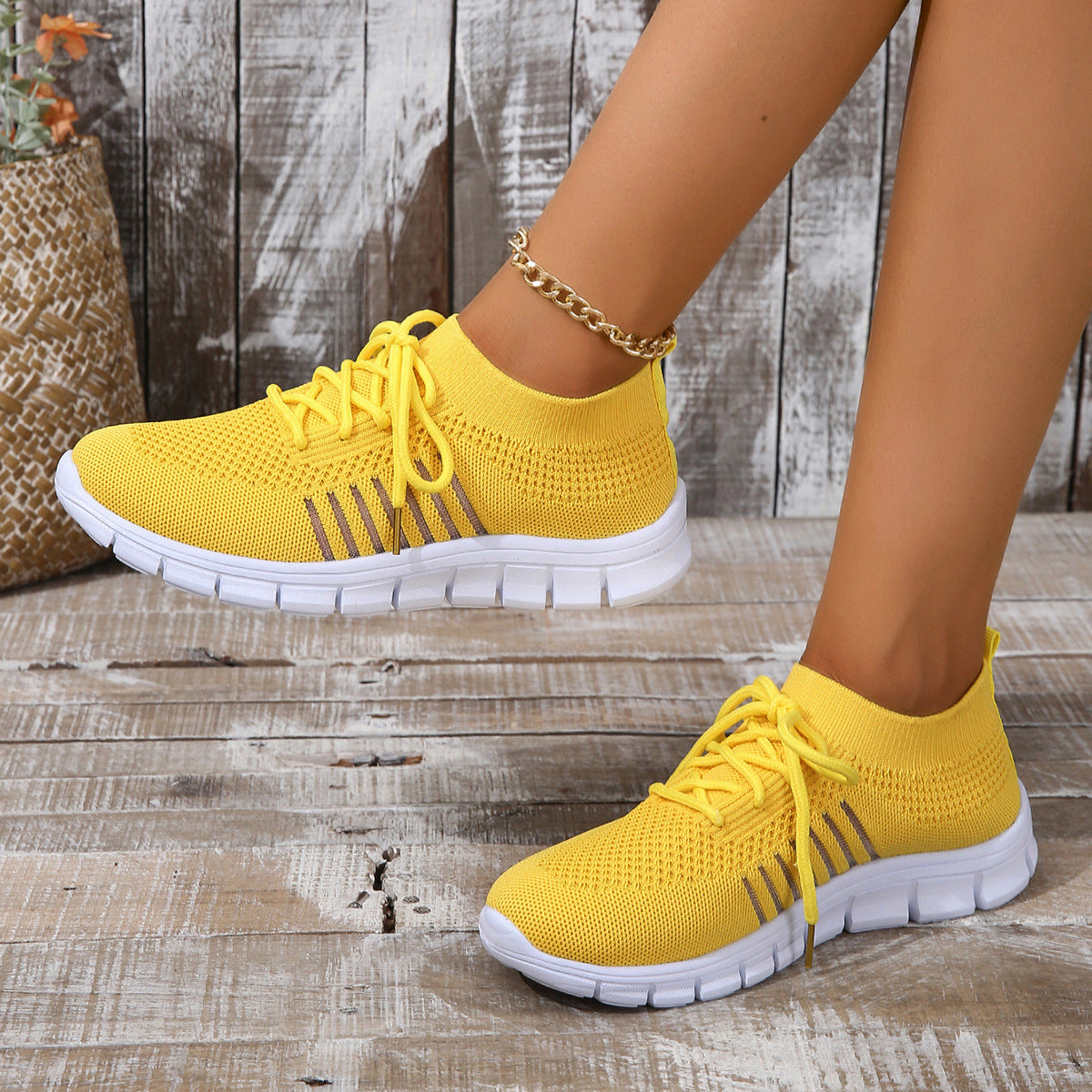 Damen Modische und atmungsaktive Sneakers mit elastischem Obermaterial R&B
