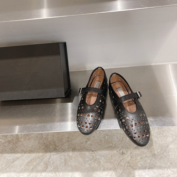 Damen elegante Ballerinas im modischen Lochdesign mit verstellbarem Riemen R&B