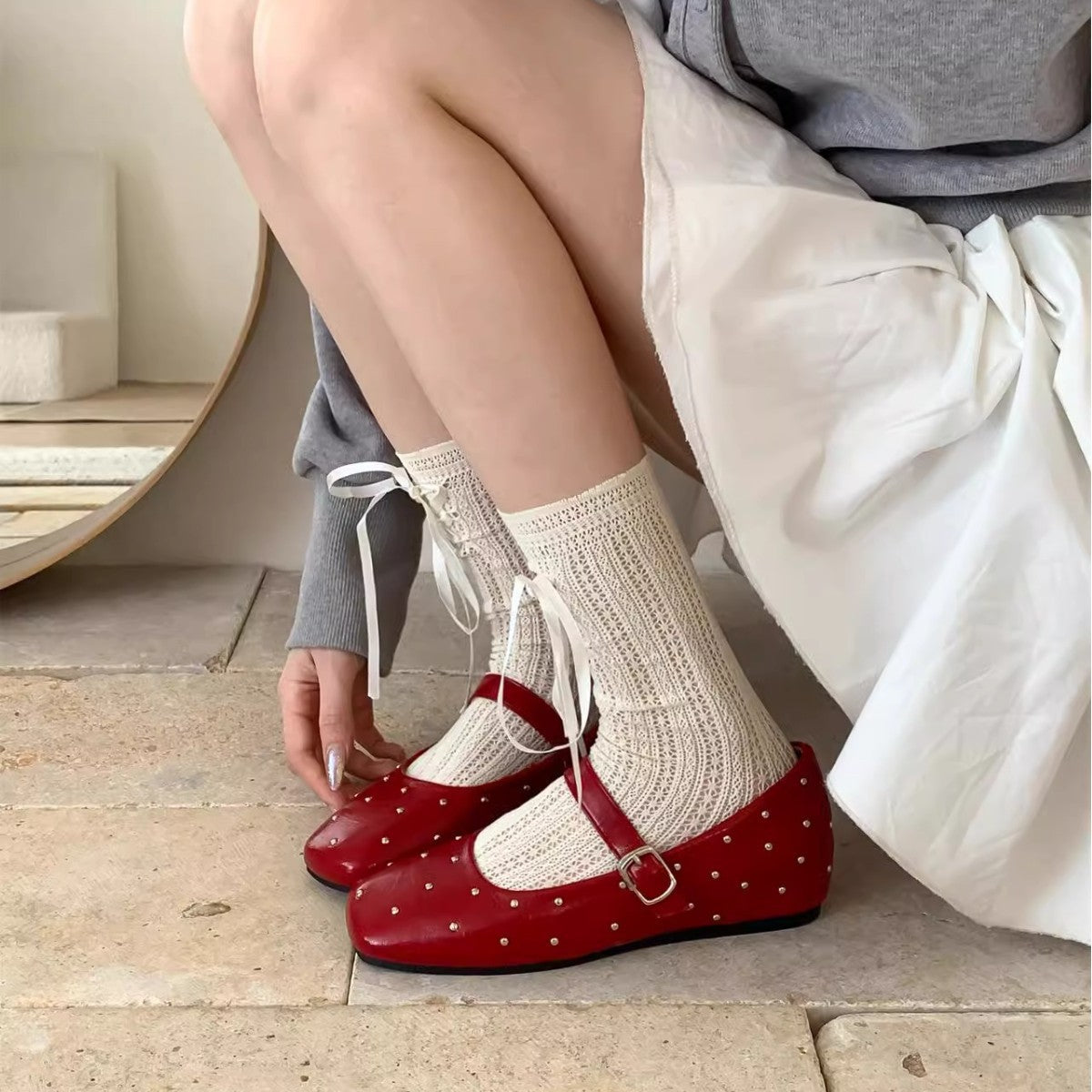 Damen elegante Ballerinas mit modischem Riemen und funkelnden Verzierungen R&B