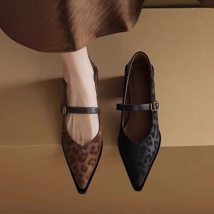 Damen Ballerinas mit elegantem Riemen und dekorativem Verschluss R&B