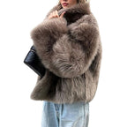 Damen Kuschelige Kunstfelljacke mit voluminösem Kragen R&B