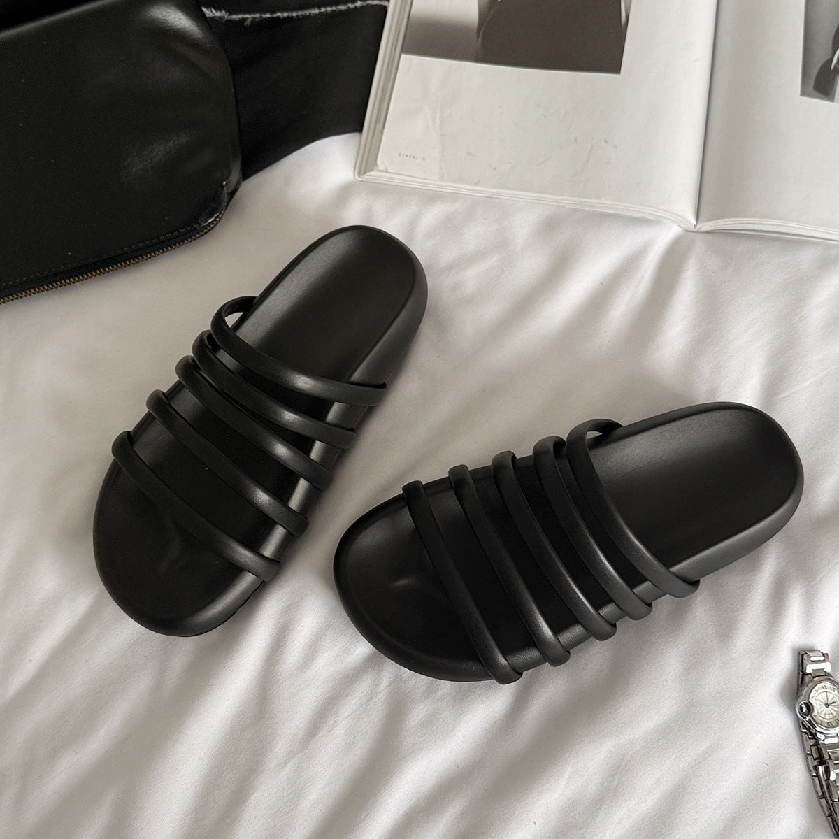 Damen modische Riemensandalen mit ergonomischem Fußbett