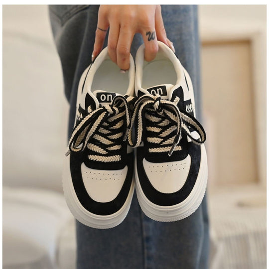 Damen modische Chunky-Sneaker mit stabiler Plattform und auffälligem Design R&B