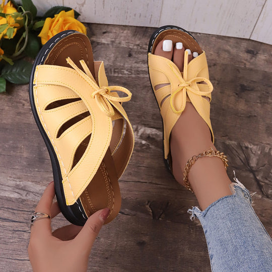 Damen Riemensandalen mit atmungsaktiven Einschnitten und komfortablem Fußbett R&B